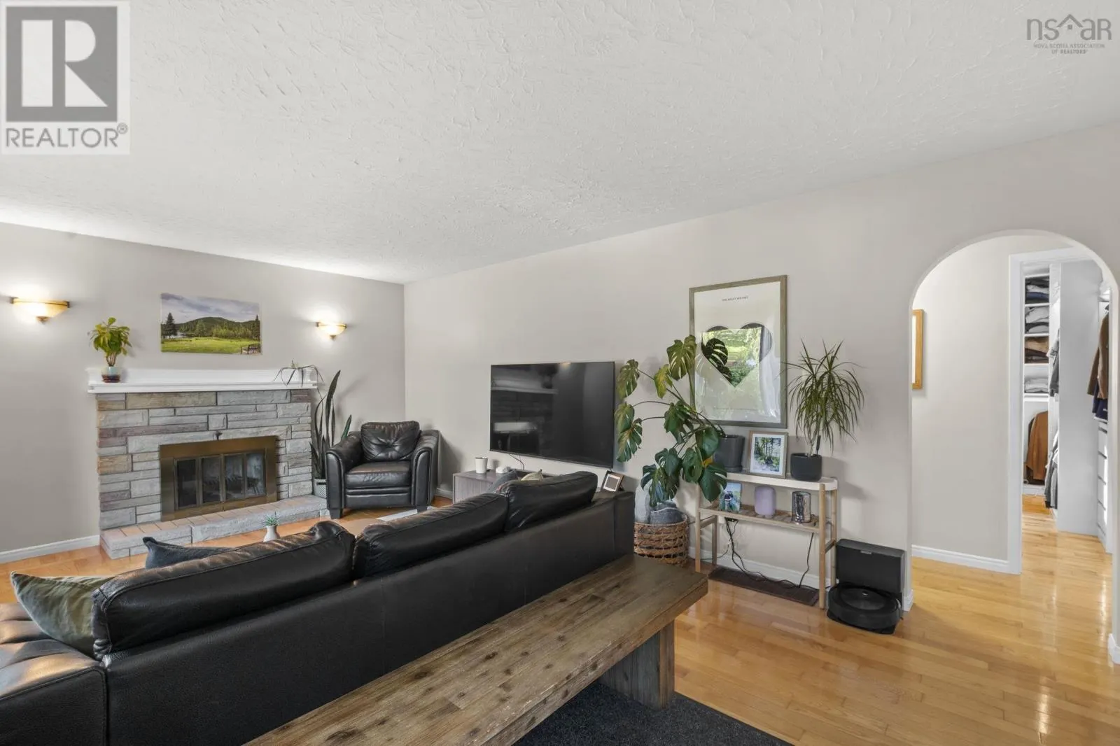 62 Maplewood Drive