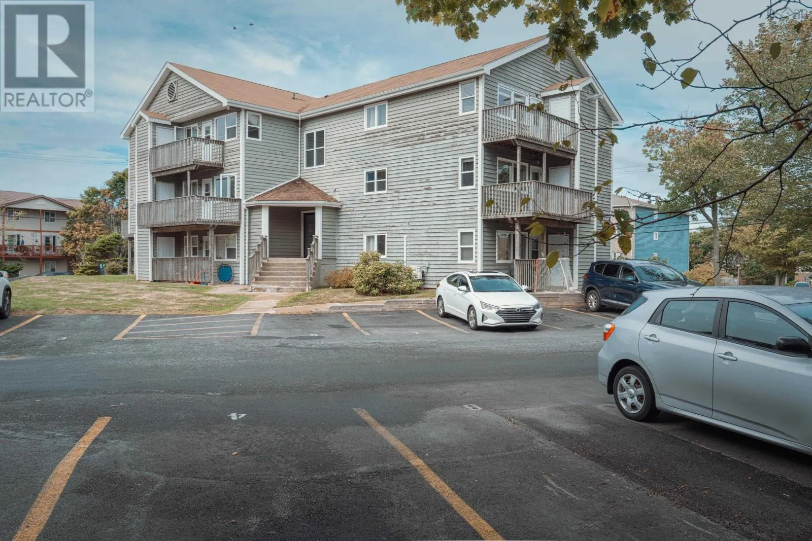 204 182 Farnham Gate Road