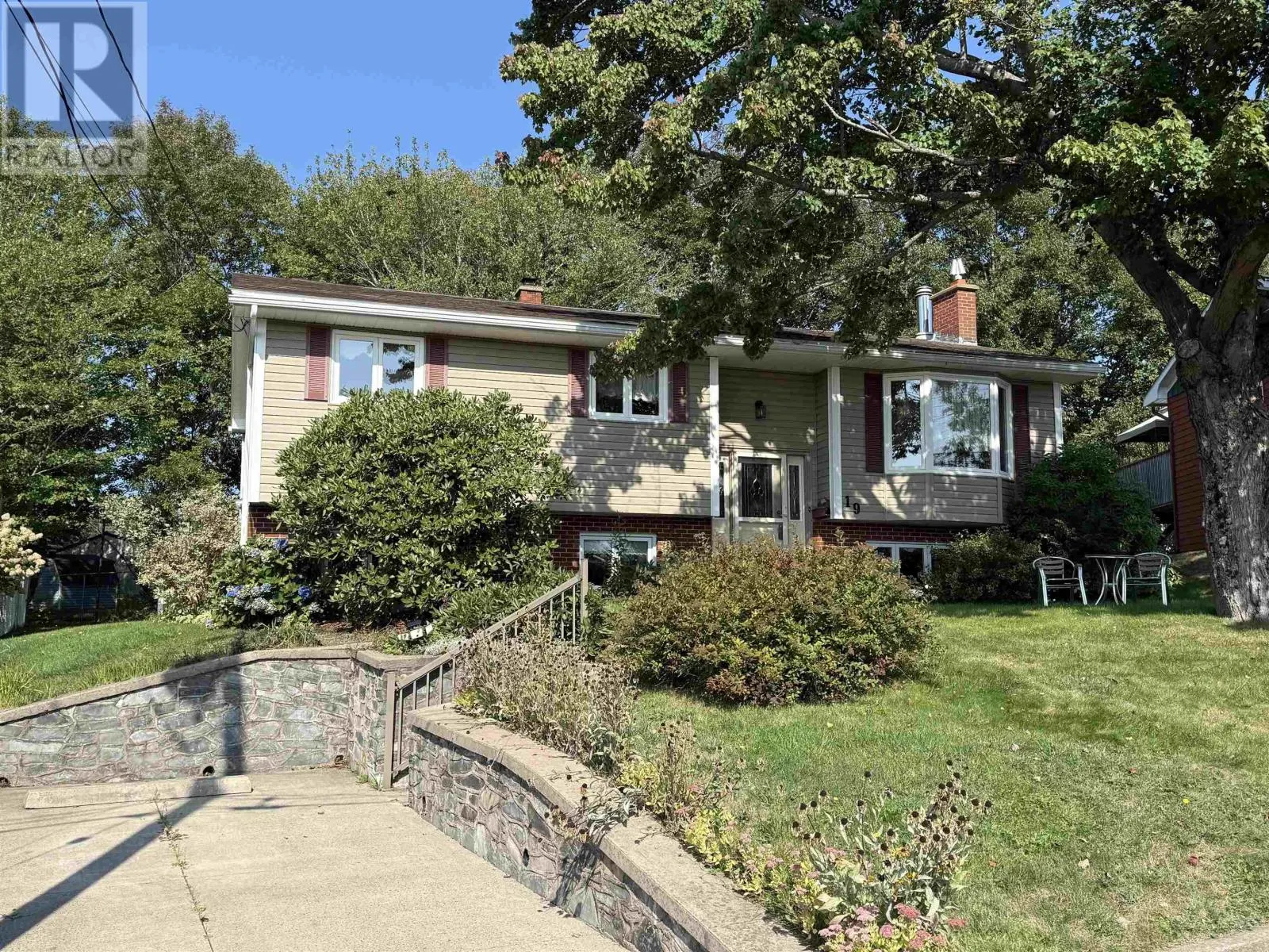 19 Eastwood Court