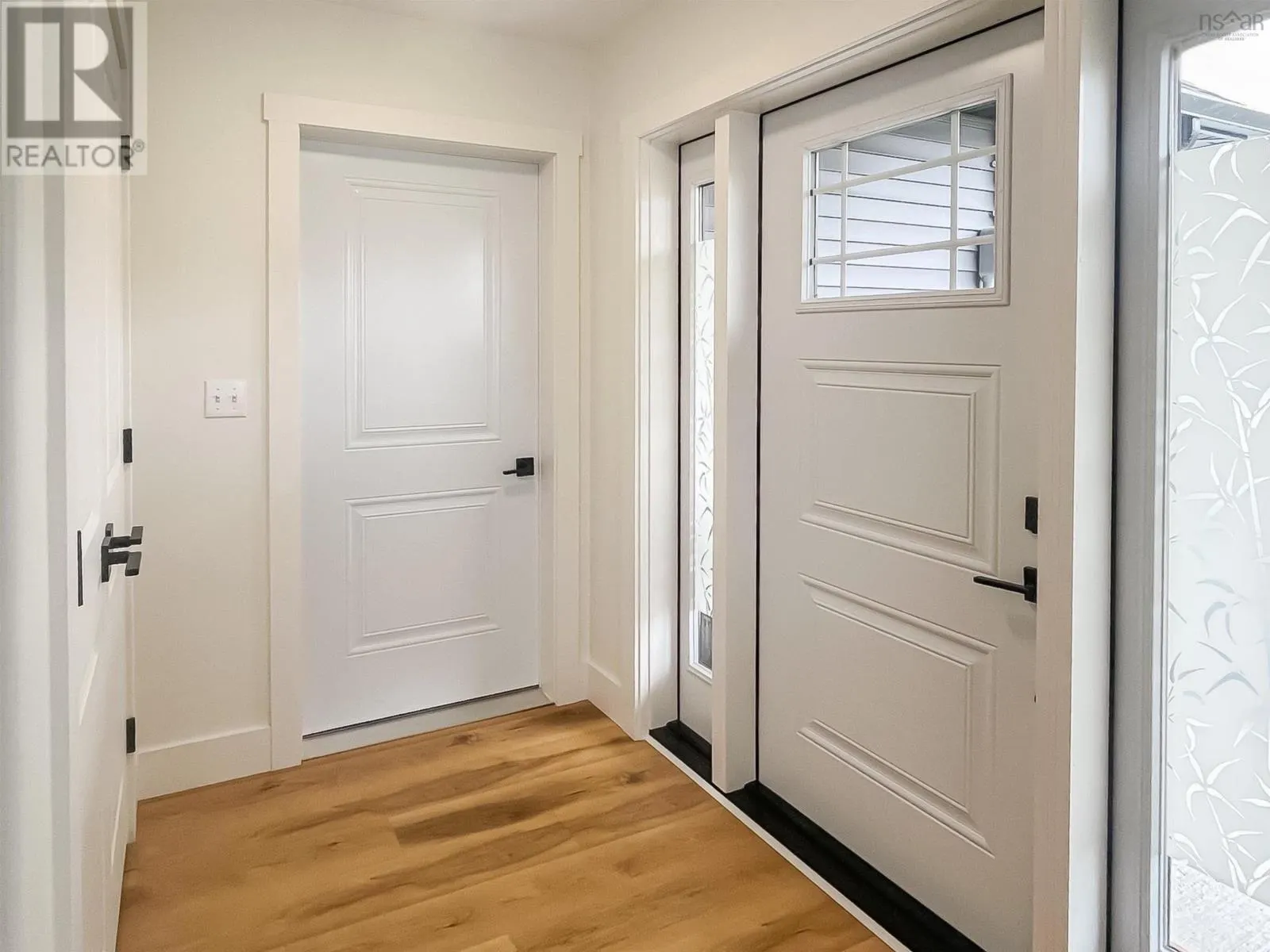 15 Dr Ernst Court