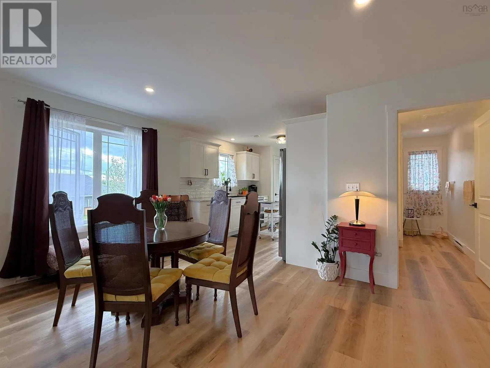 15 Dr Ernst Court