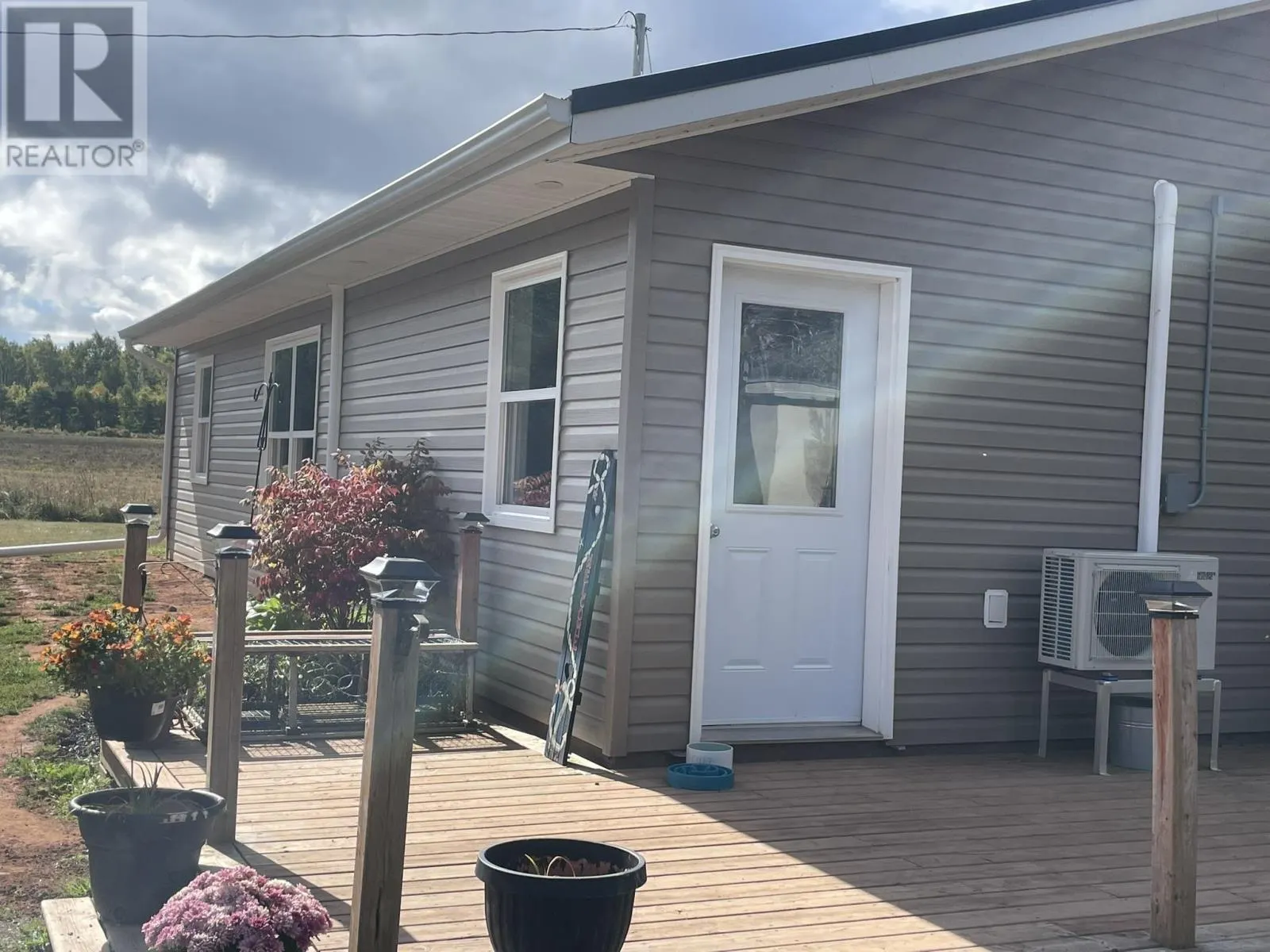 35 Harbour Road