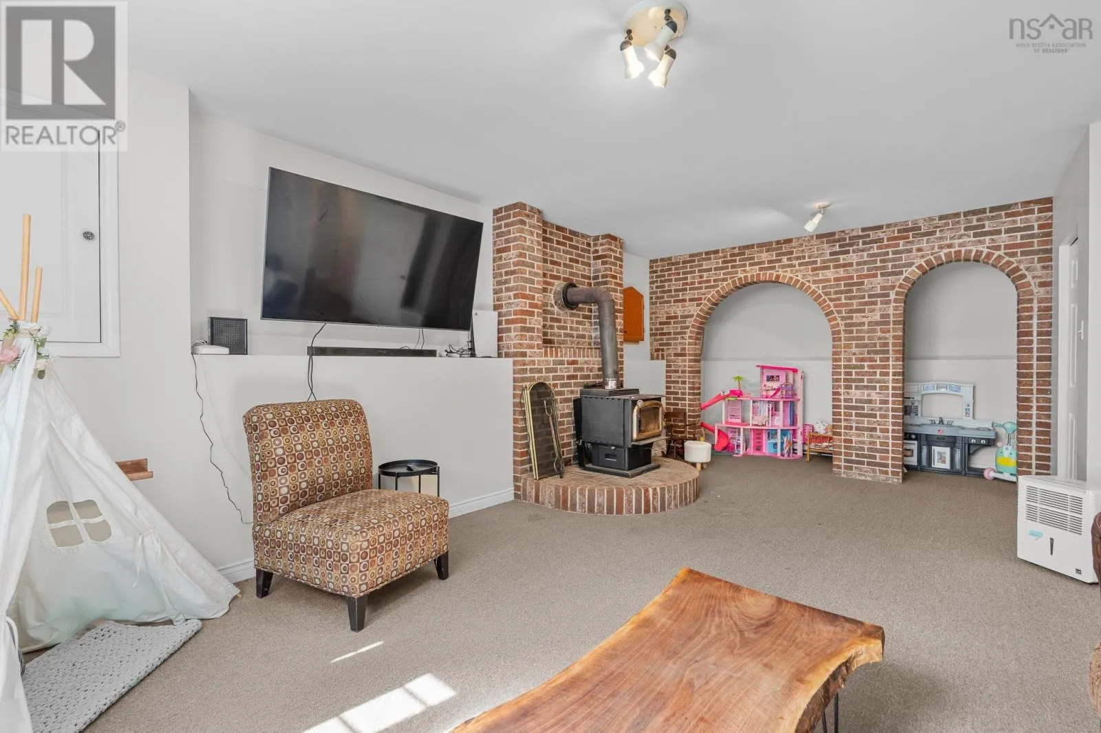 15 Maranatha Drive