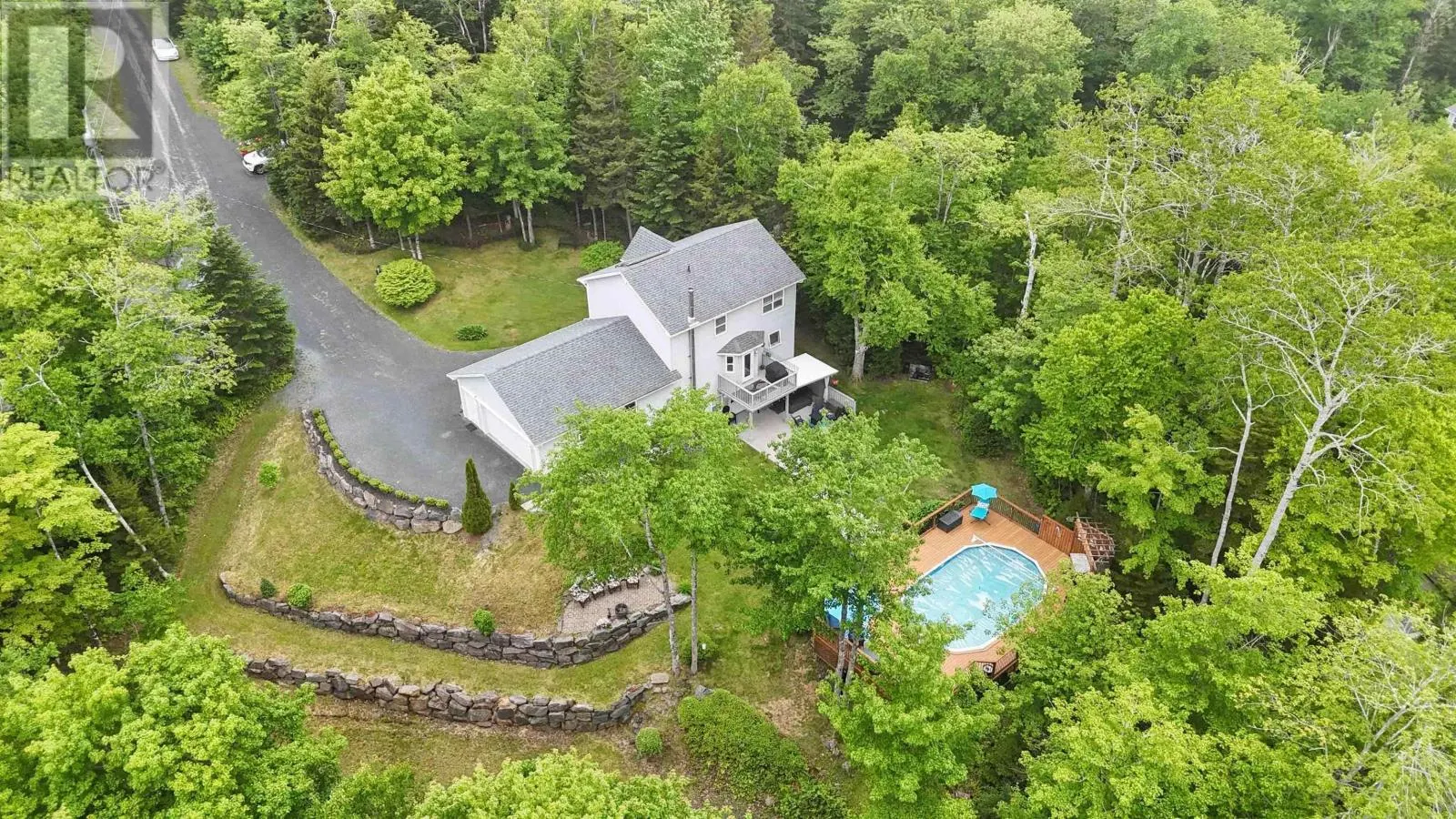 30 Pepperbush Court