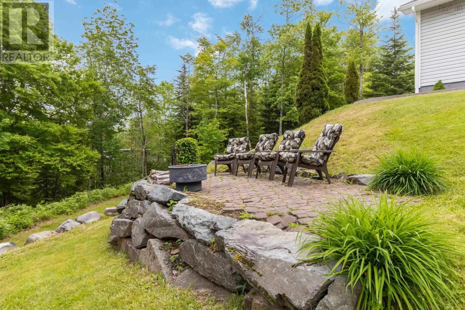 30 Pepperbush Court