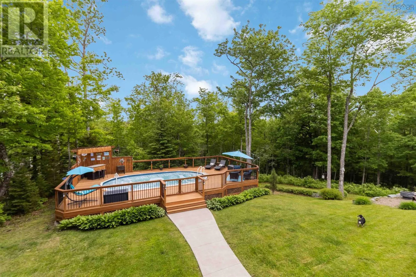 30 Pepperbush Court