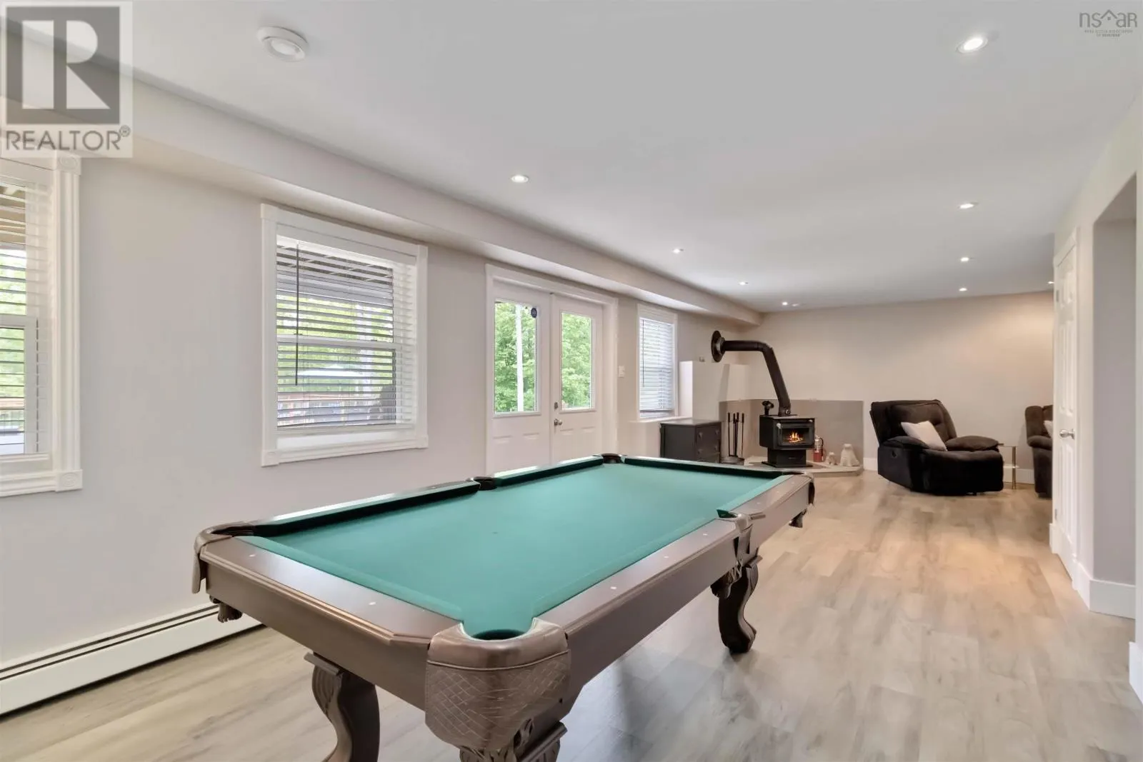 30 Pepperbush Court