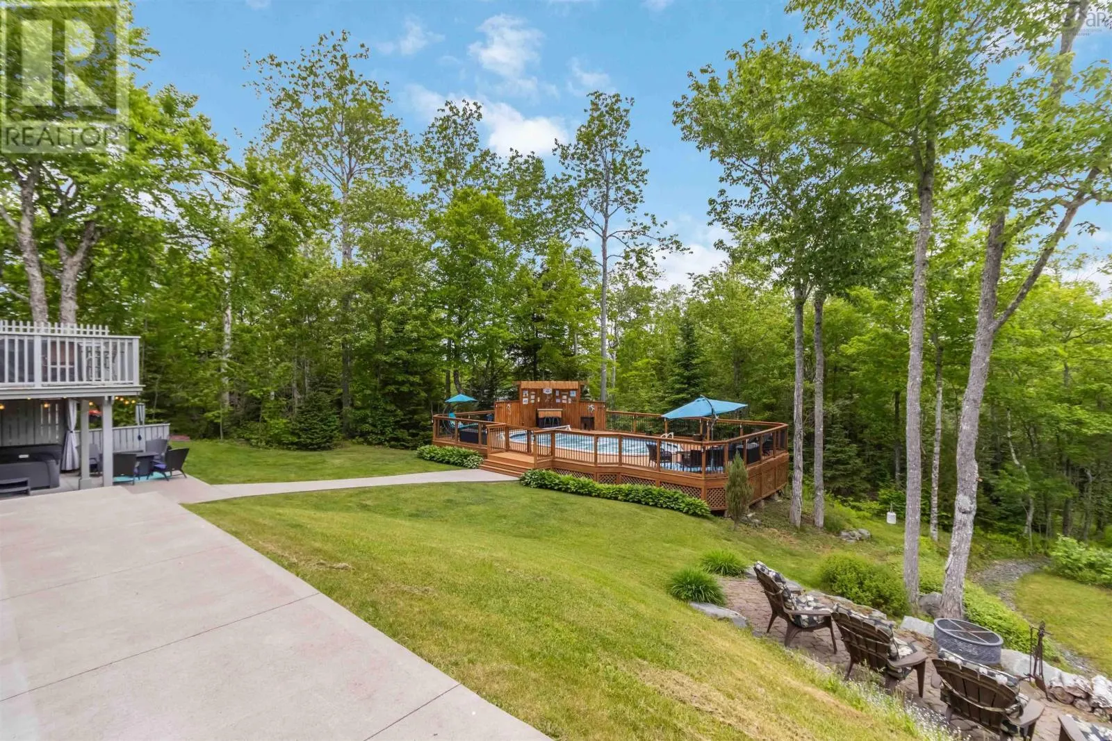 30 Pepperbush Court