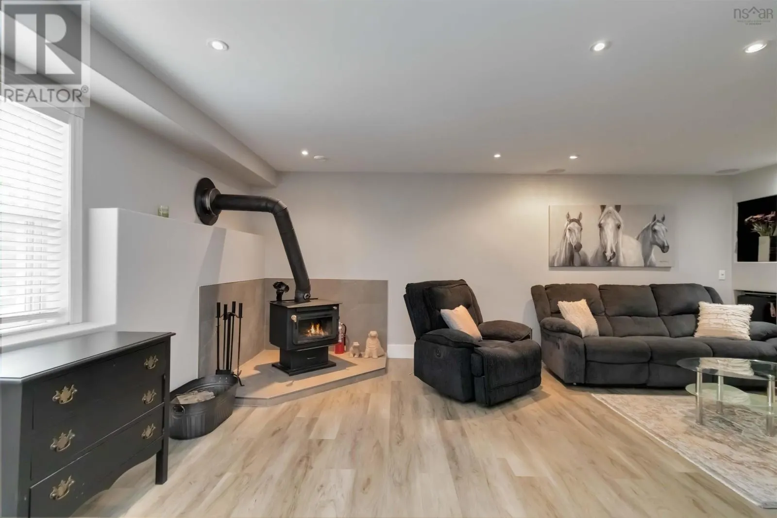 30 Pepperbush Court