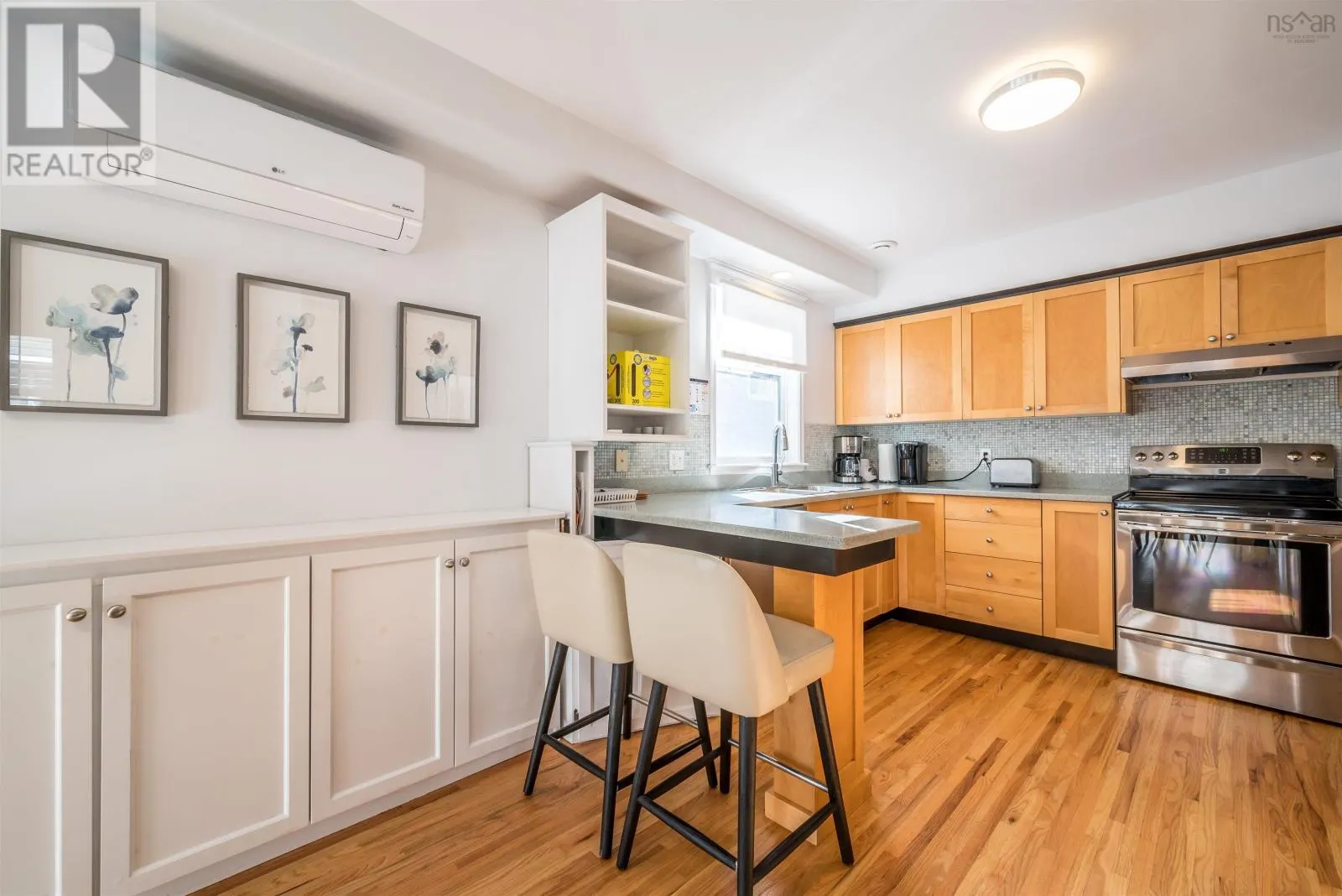 102 5800 Tower Terrace