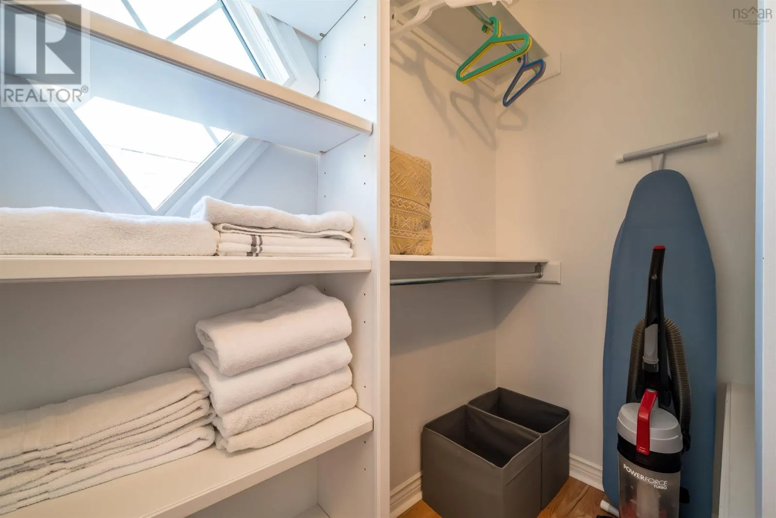 102 5800 Tower Terrace