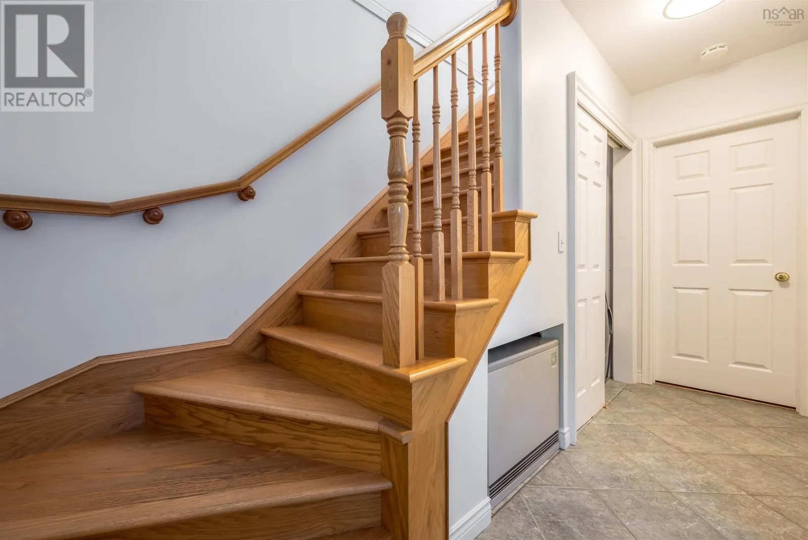 102 5800 Tower Terrace