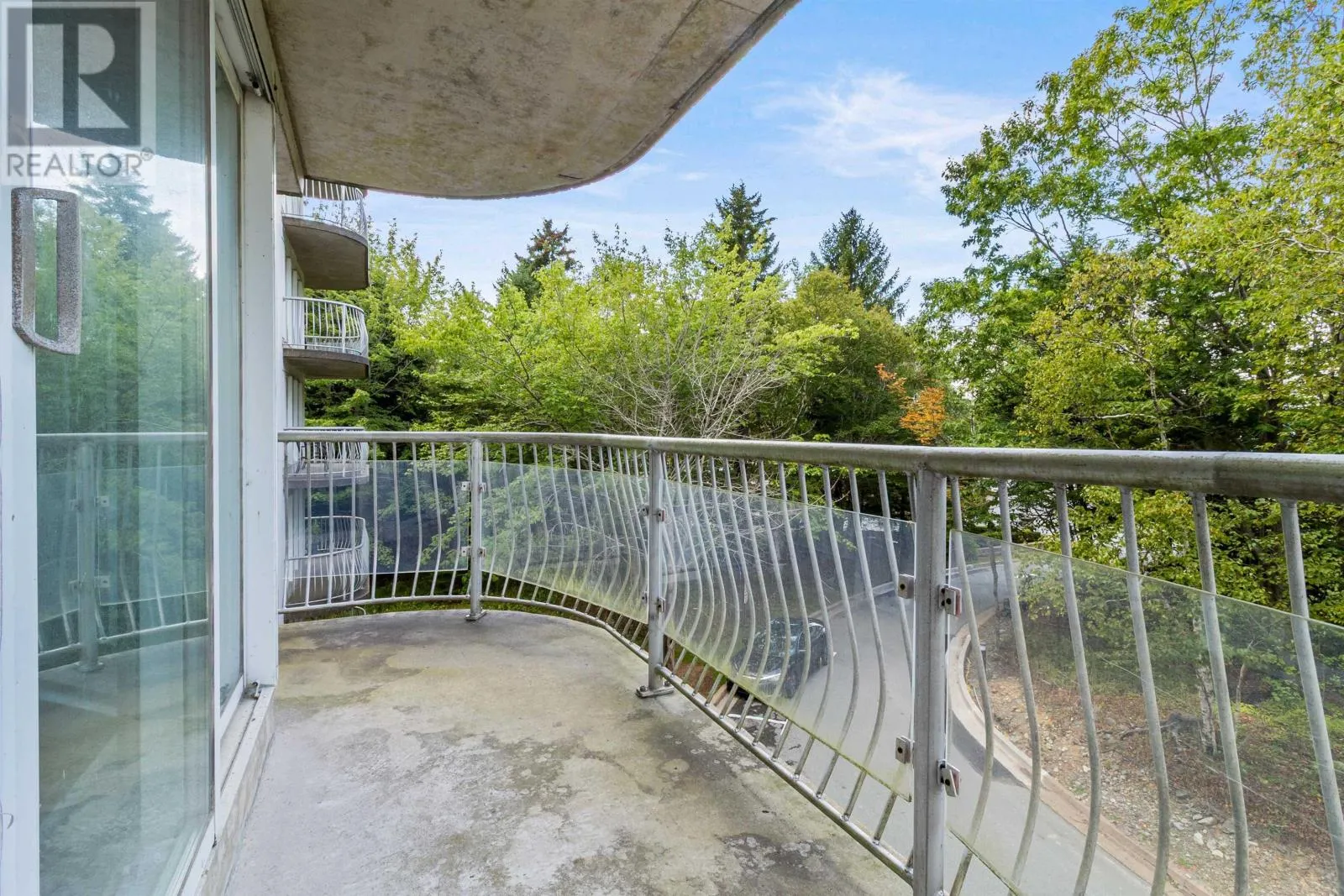 304 30 Brookdale Crescent