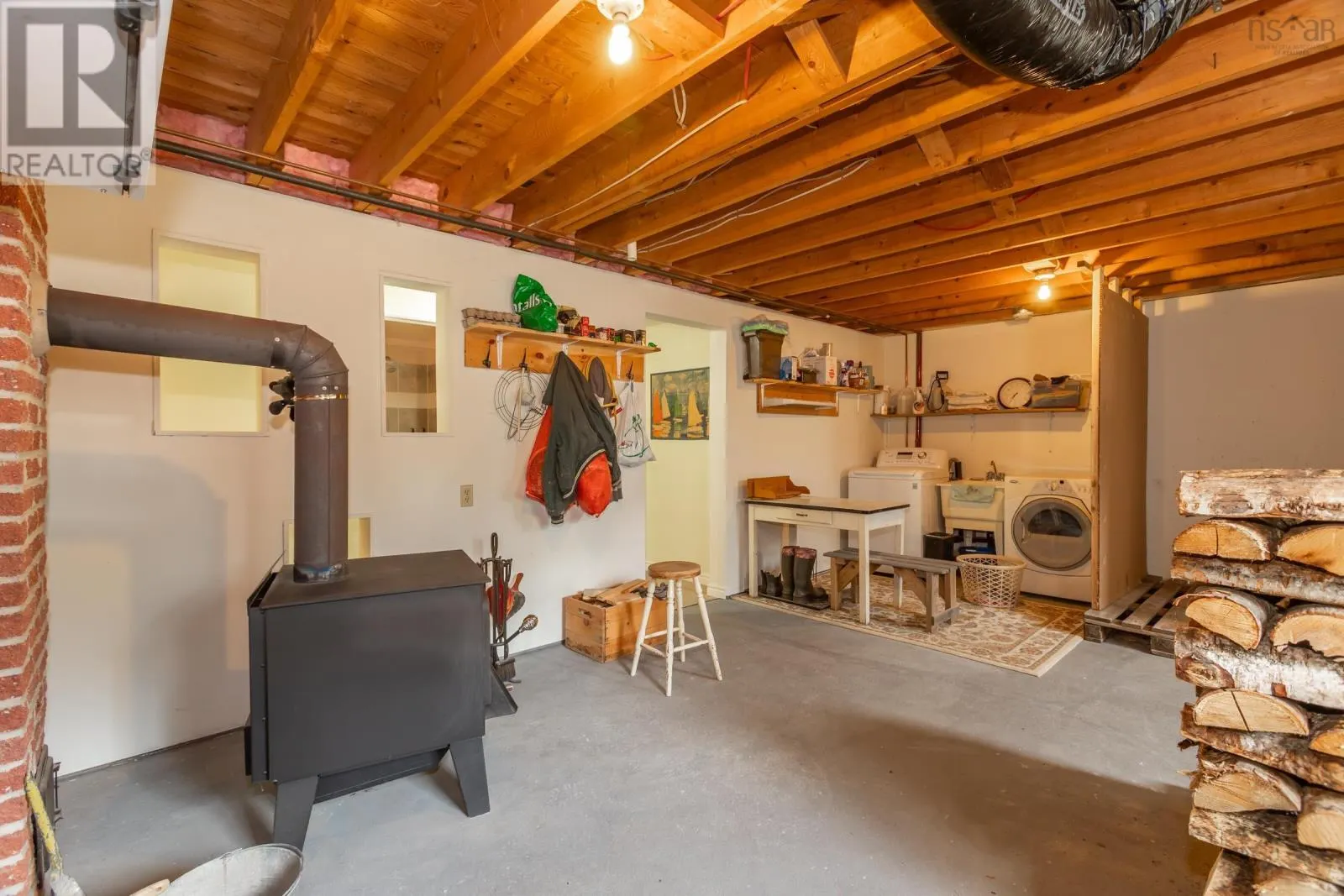 46 Riverview Drive