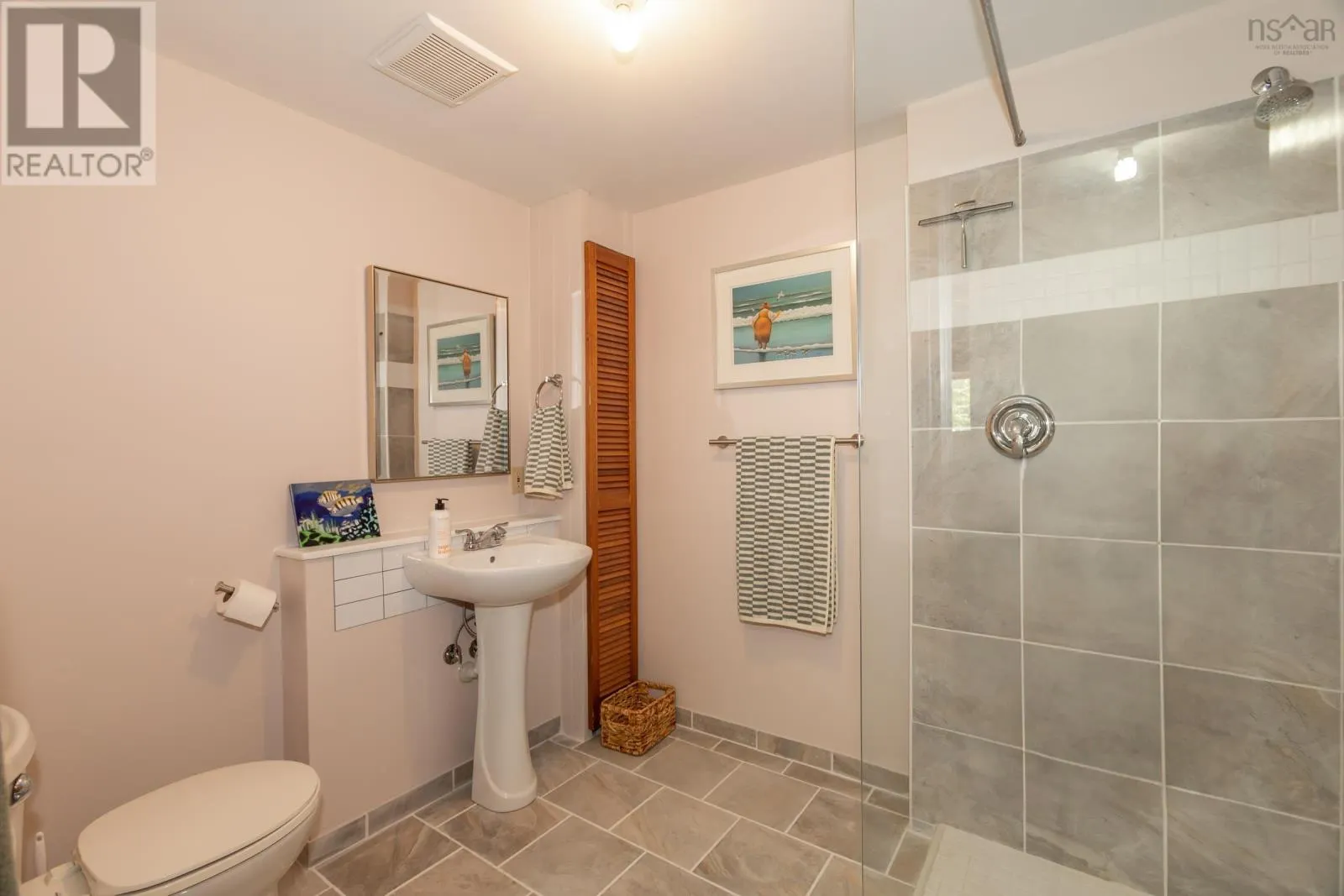 46 Riverview Drive