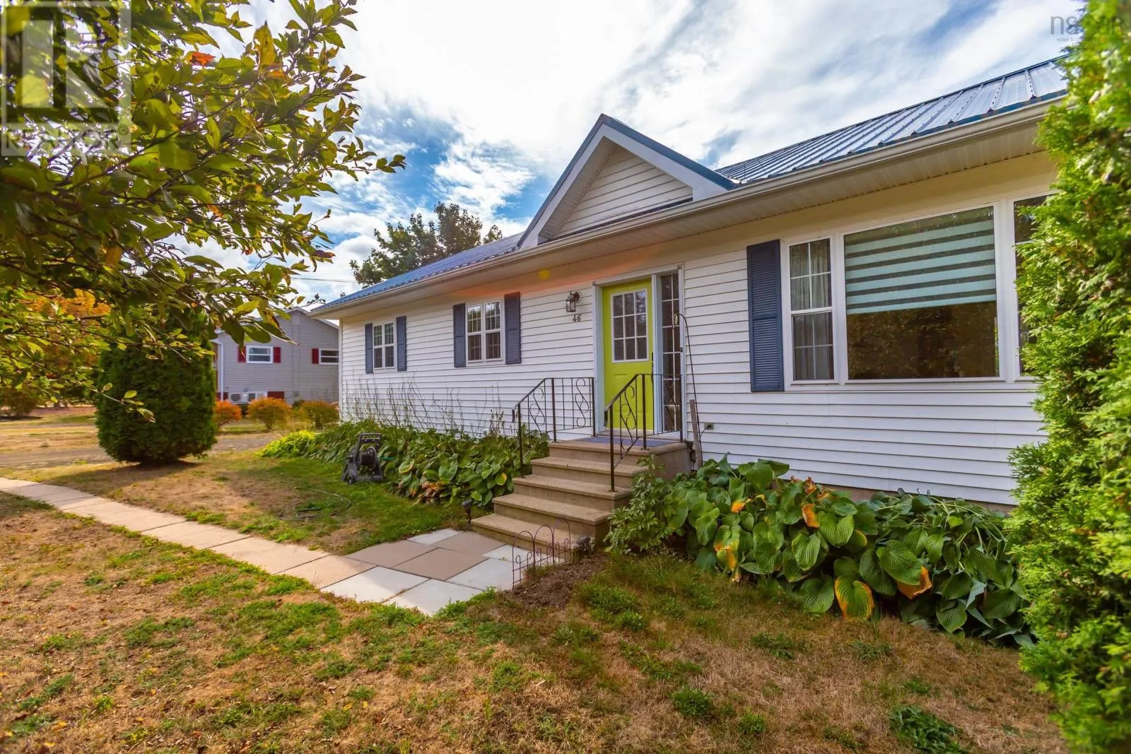 46 Riverview Drive