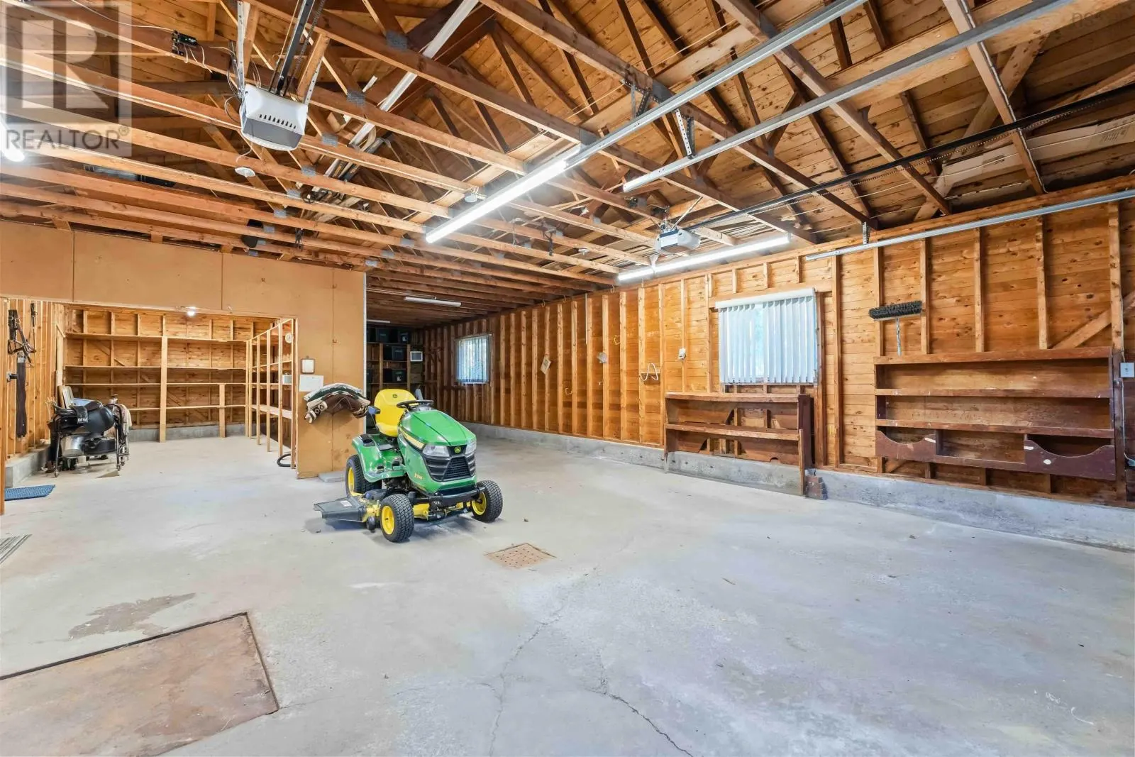 2992 Greenfield Road