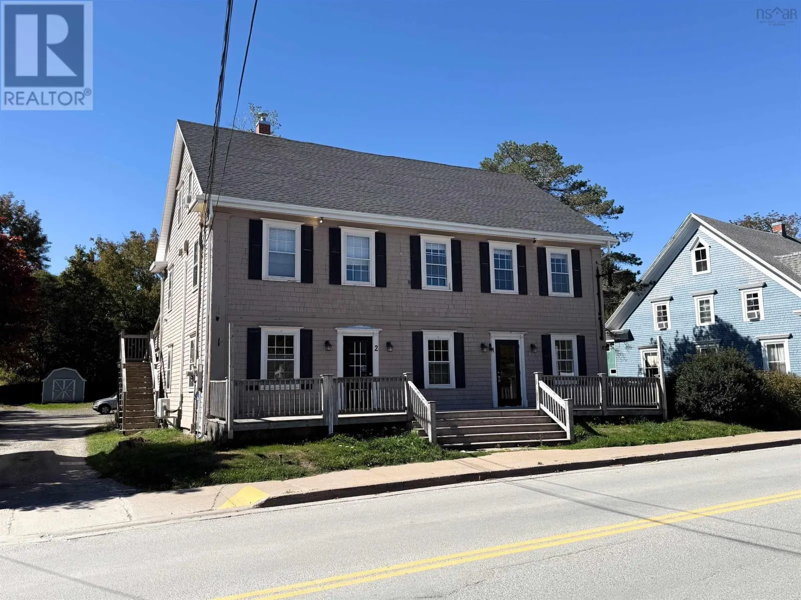 662 Main Street