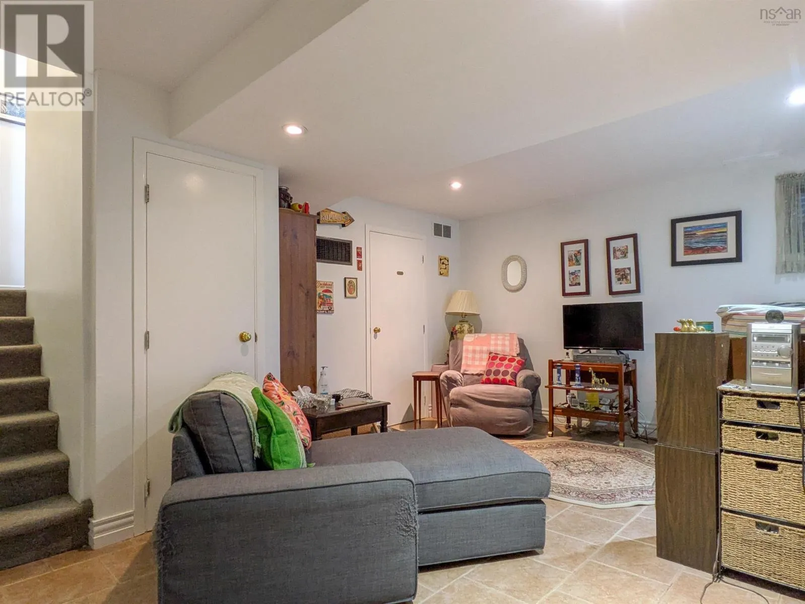 544 South Broadway Avenue