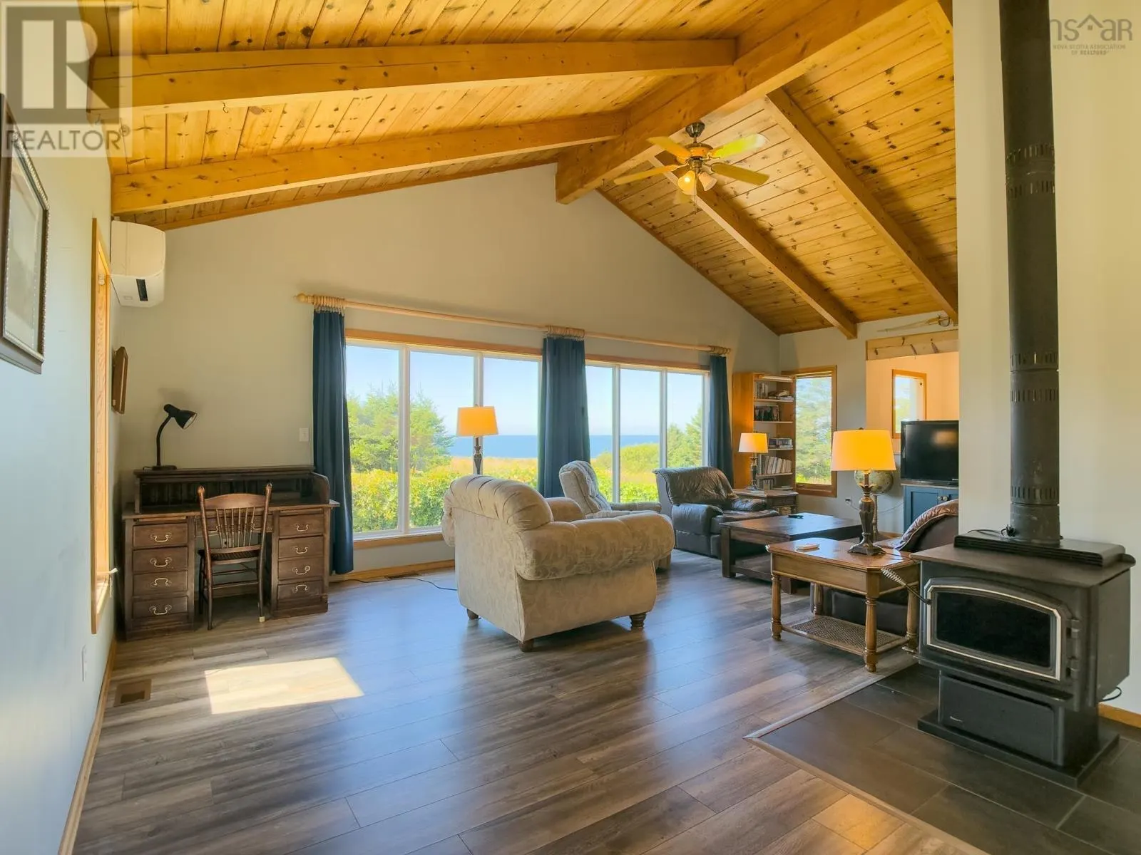 40 Country Lane
