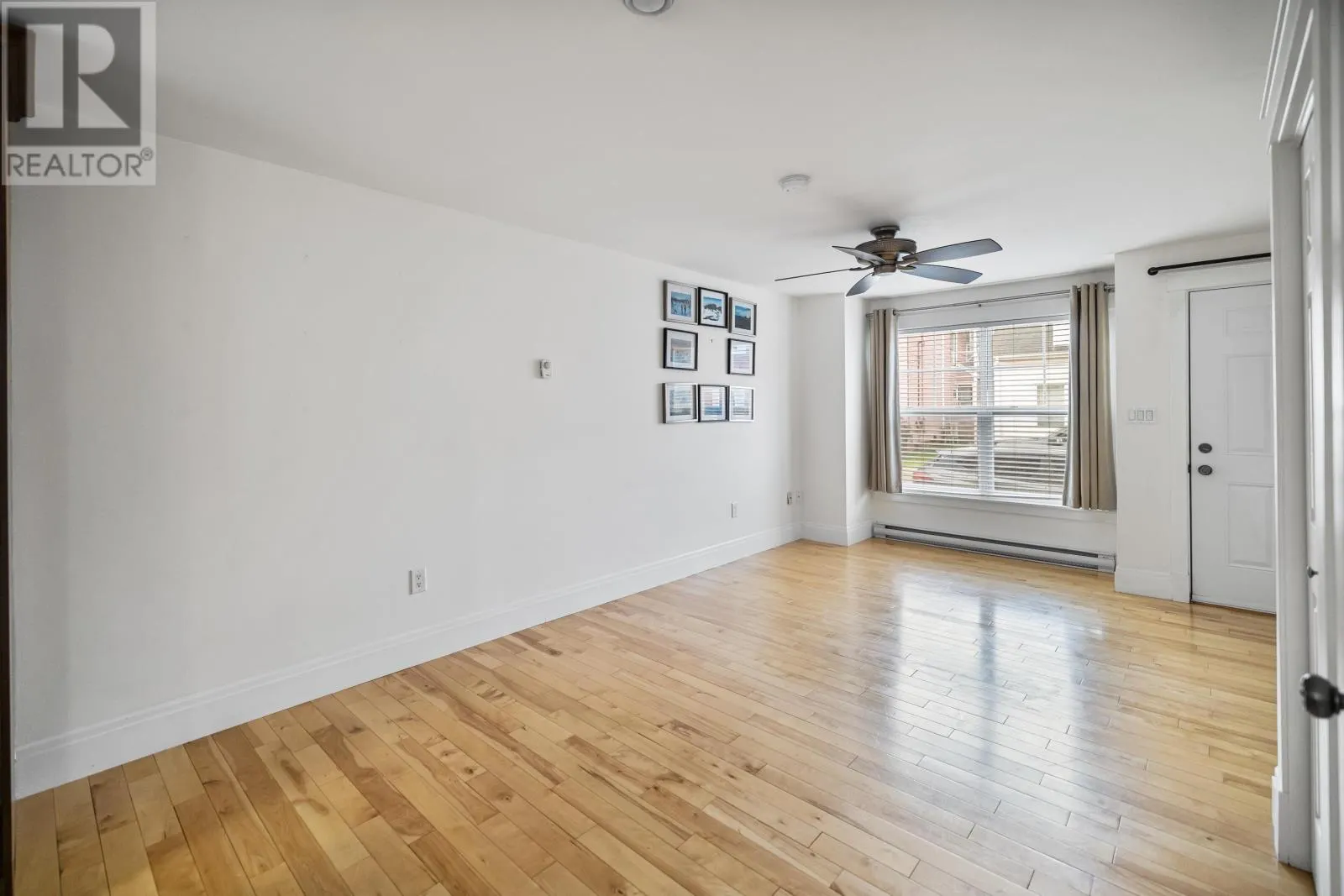 328 A Queen Street