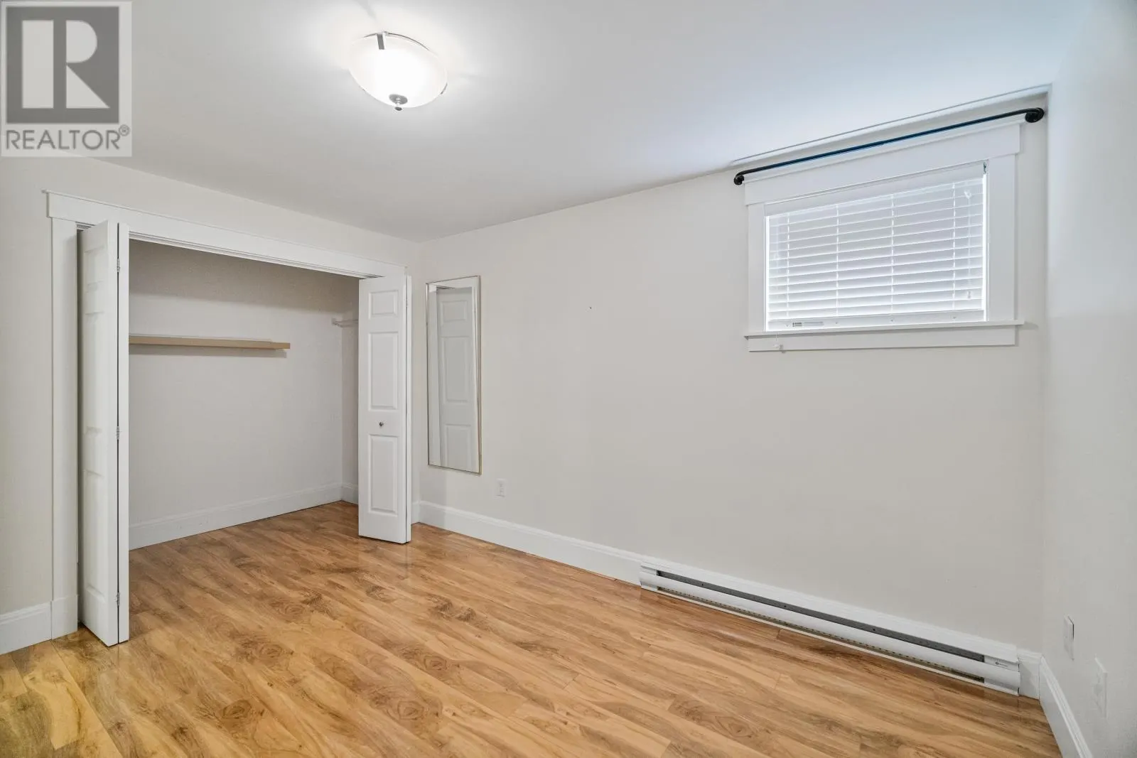 328 A Queen Street