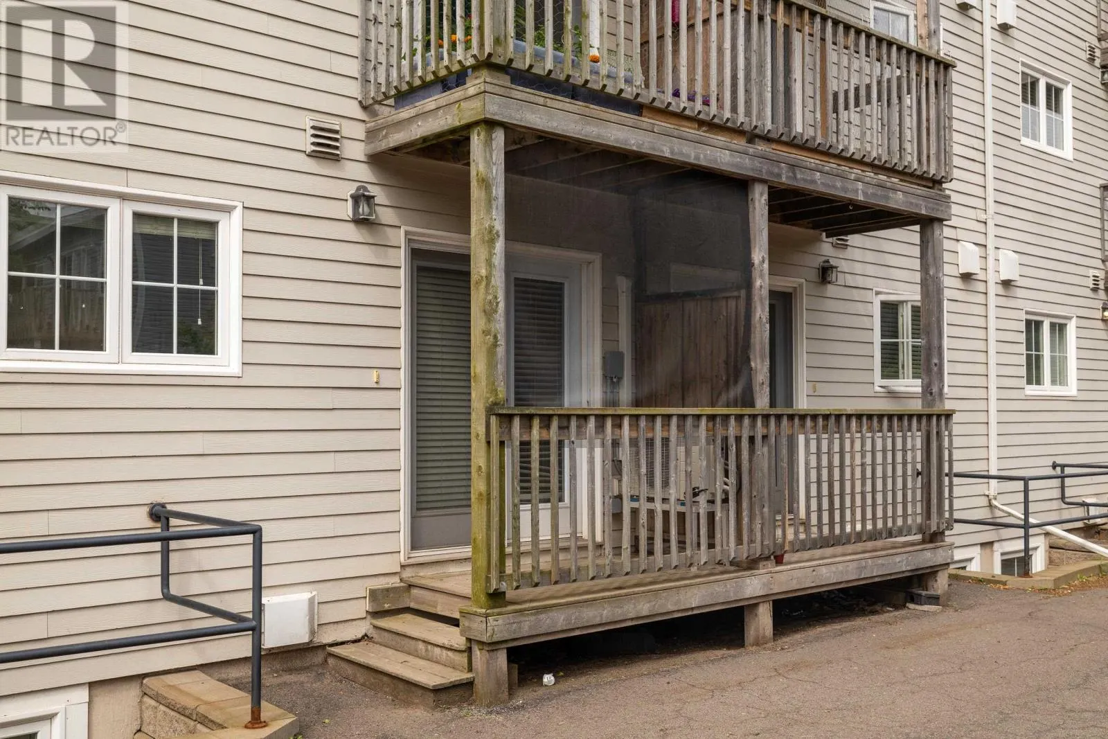328 A Queen Street