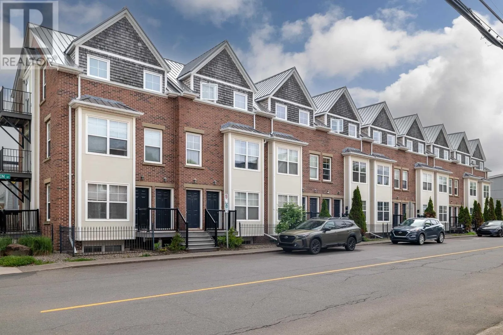 328 A Queen Street