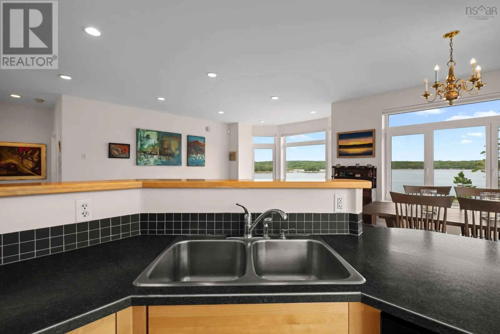 43 Bayview Crescent