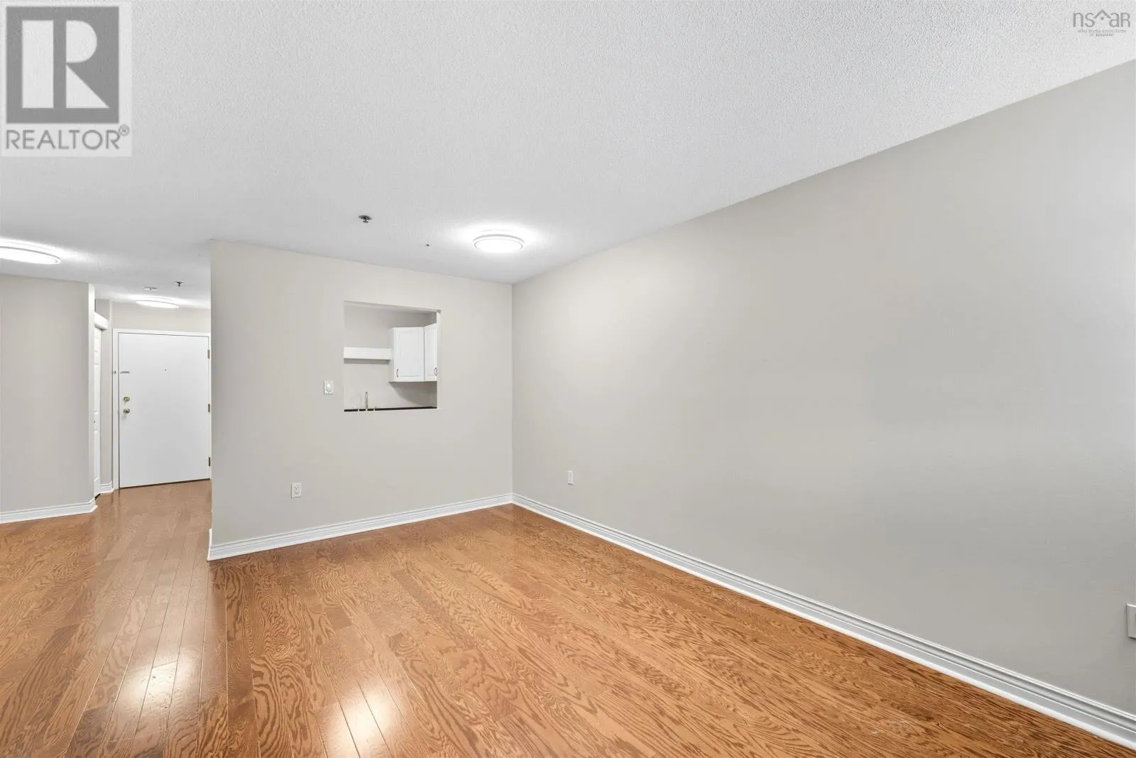 218 3700 John Parr Drive