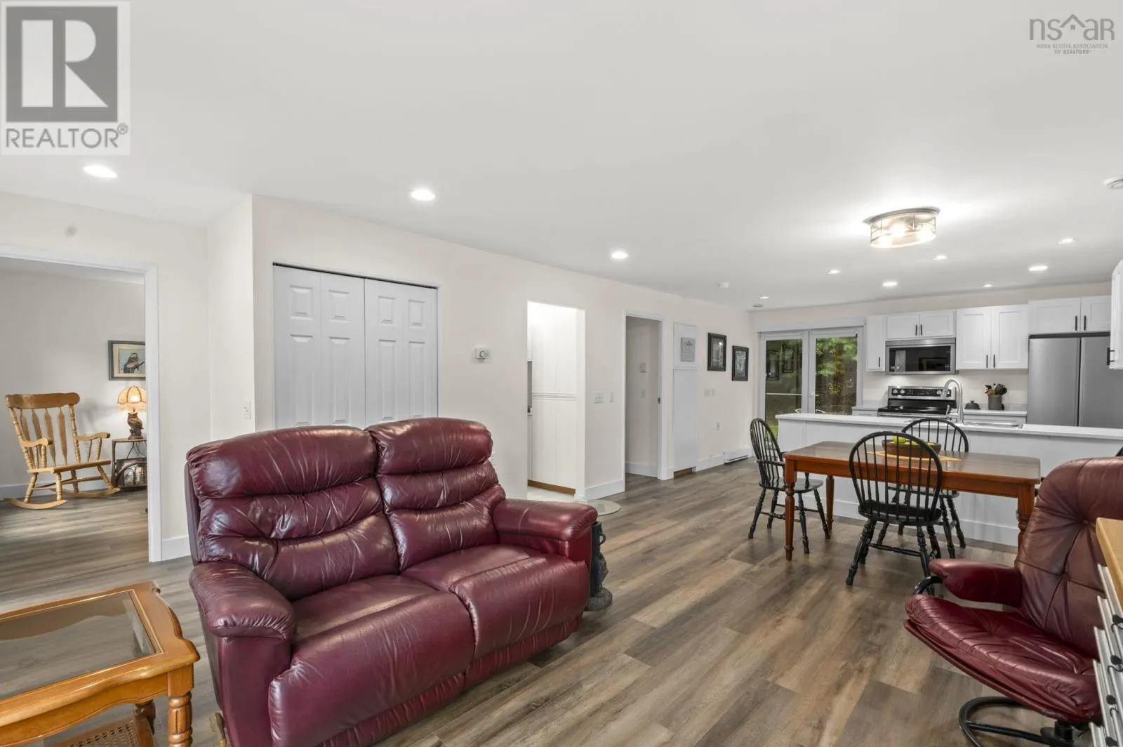 31-33 Birch Grove