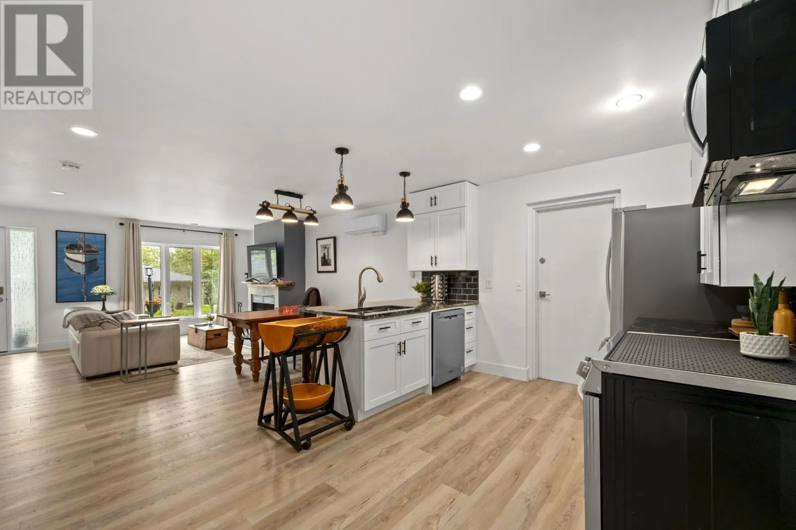 31-33 Birch Grove