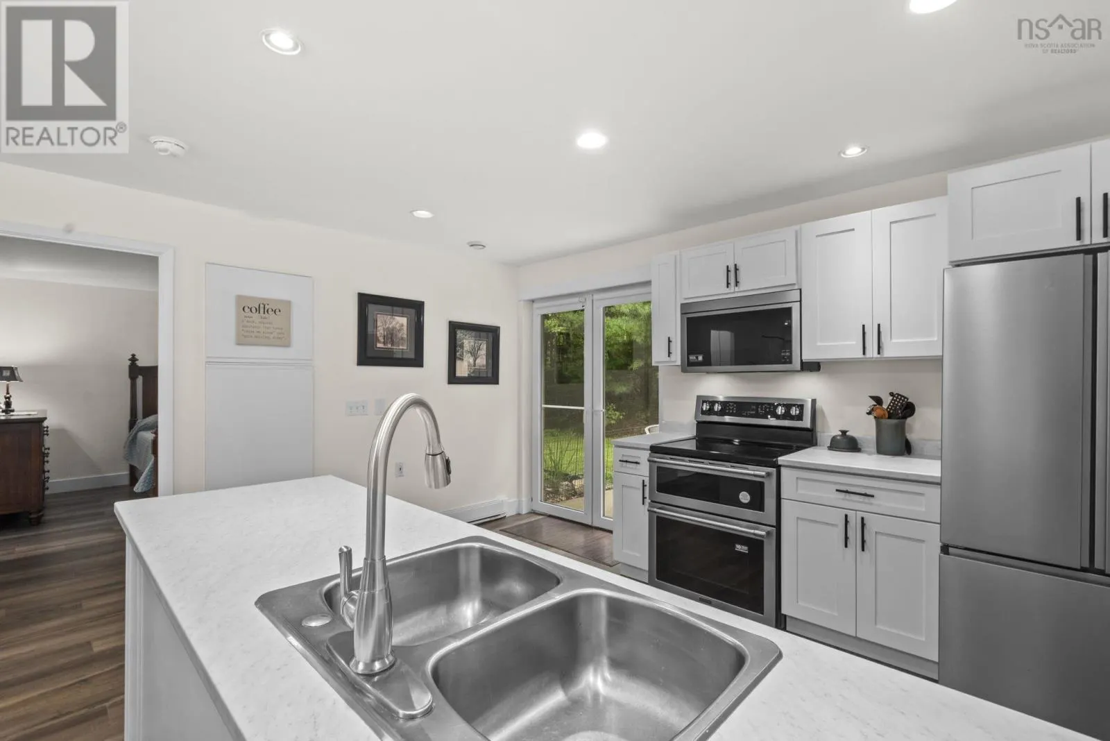 31-33 Birch Grove