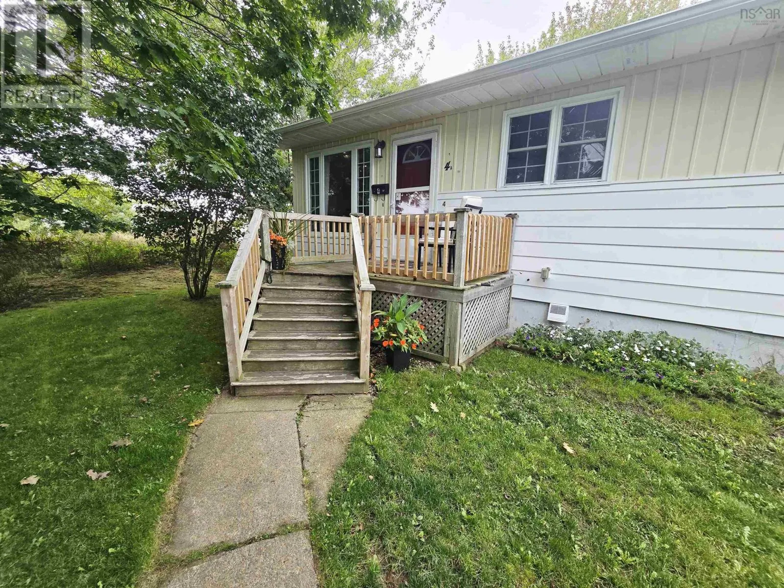 4 Ida Street