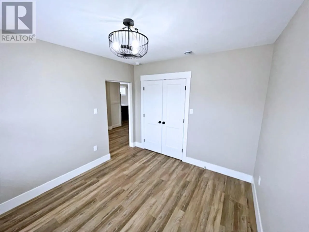 80 Holmes Lane