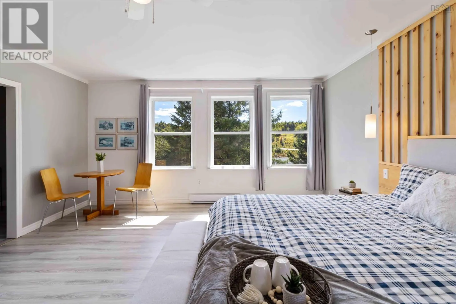 48 Schooner Landing Road