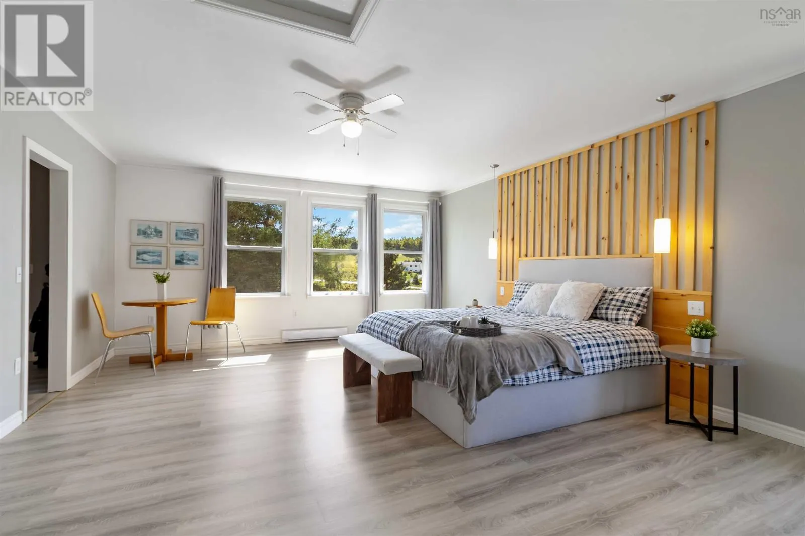 48 Schooner Landing Road