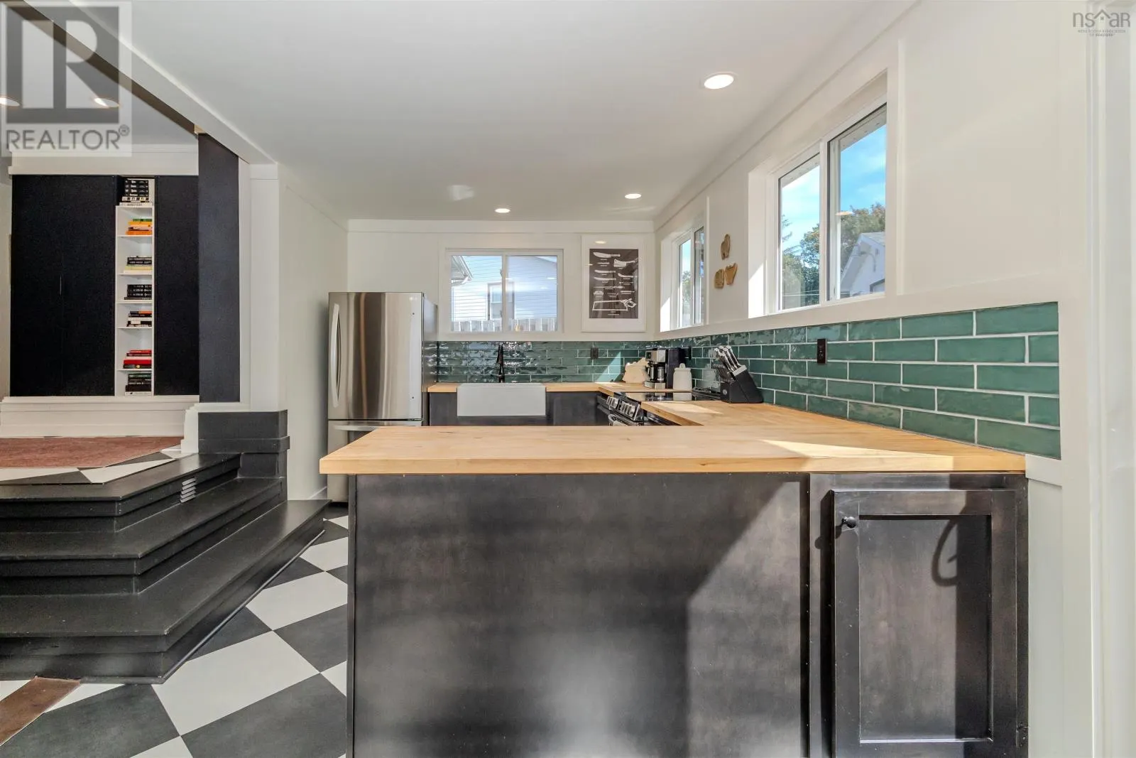 28 Ranna Drive