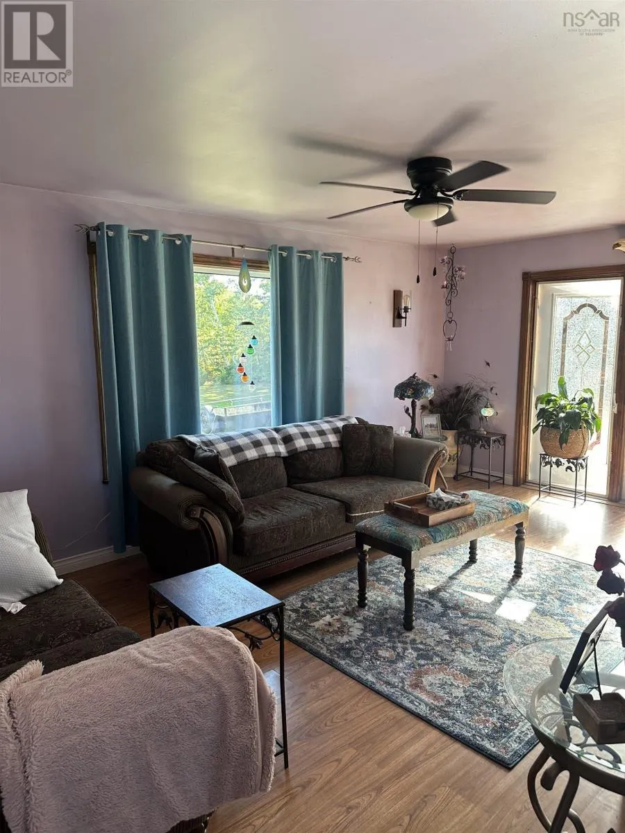 323 Pomquet Point One Road