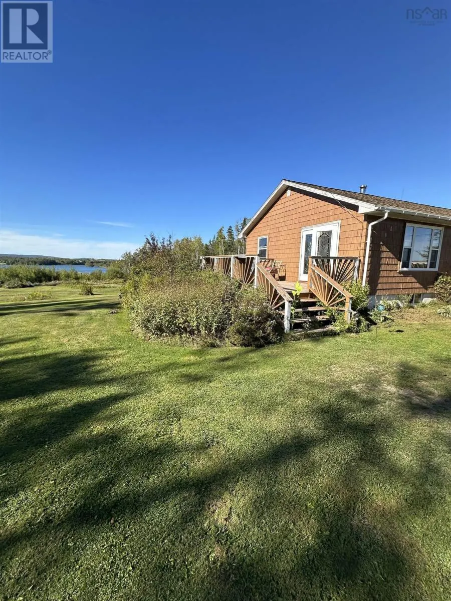 323 Pomquet Point One Road