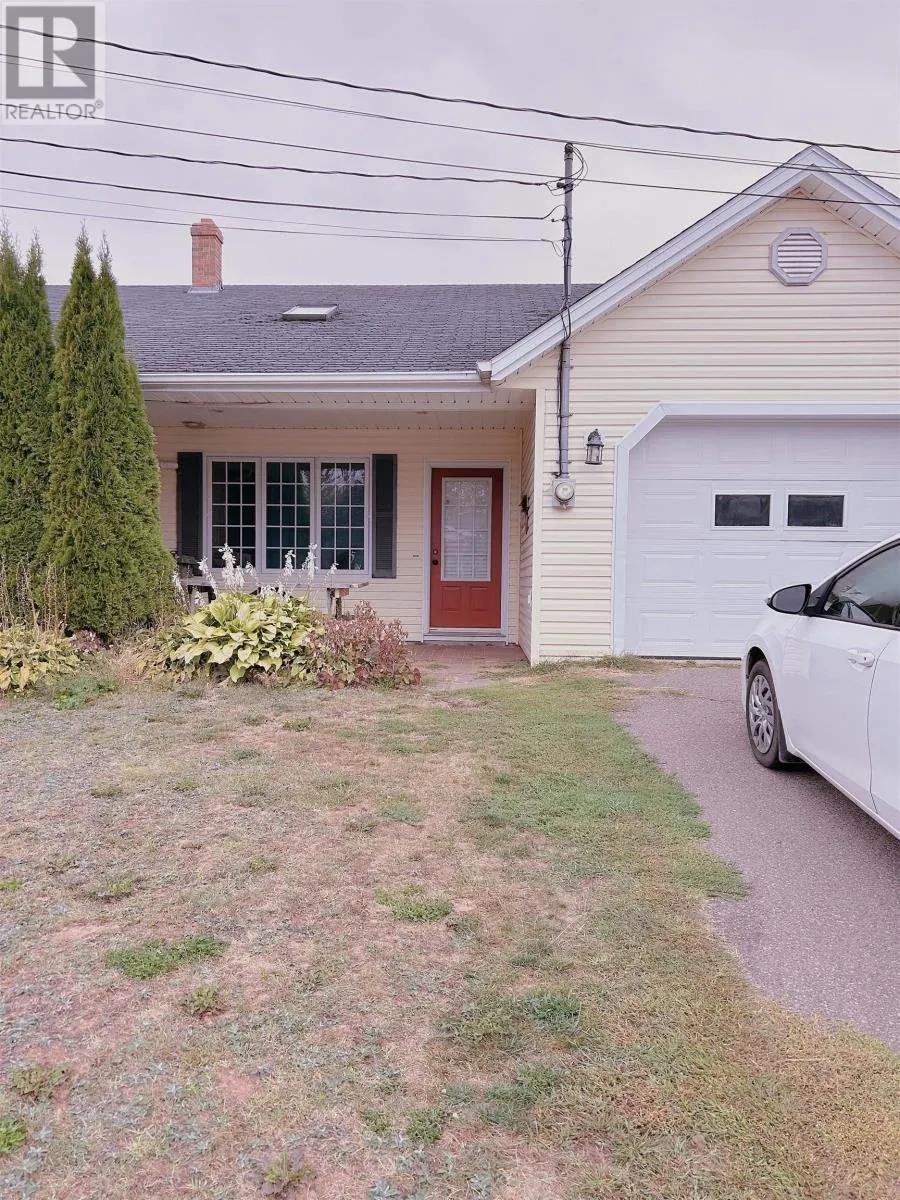 71 LOWTHER Drive