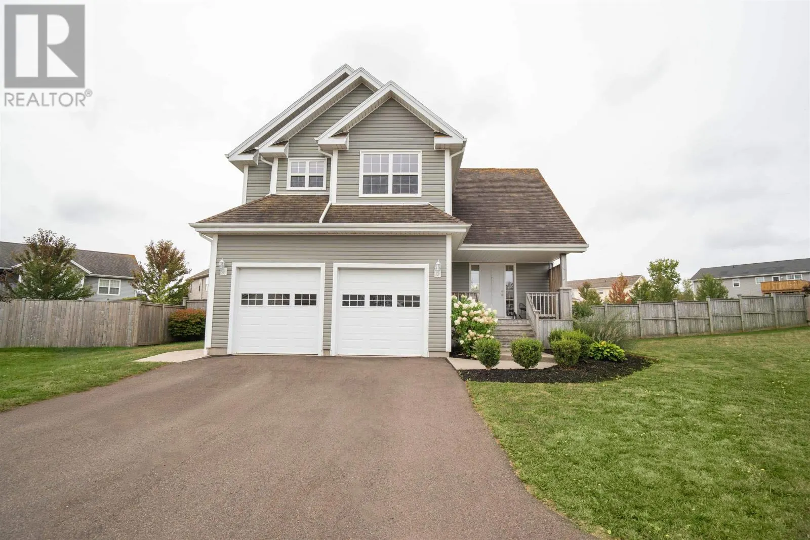 11 Lily Court