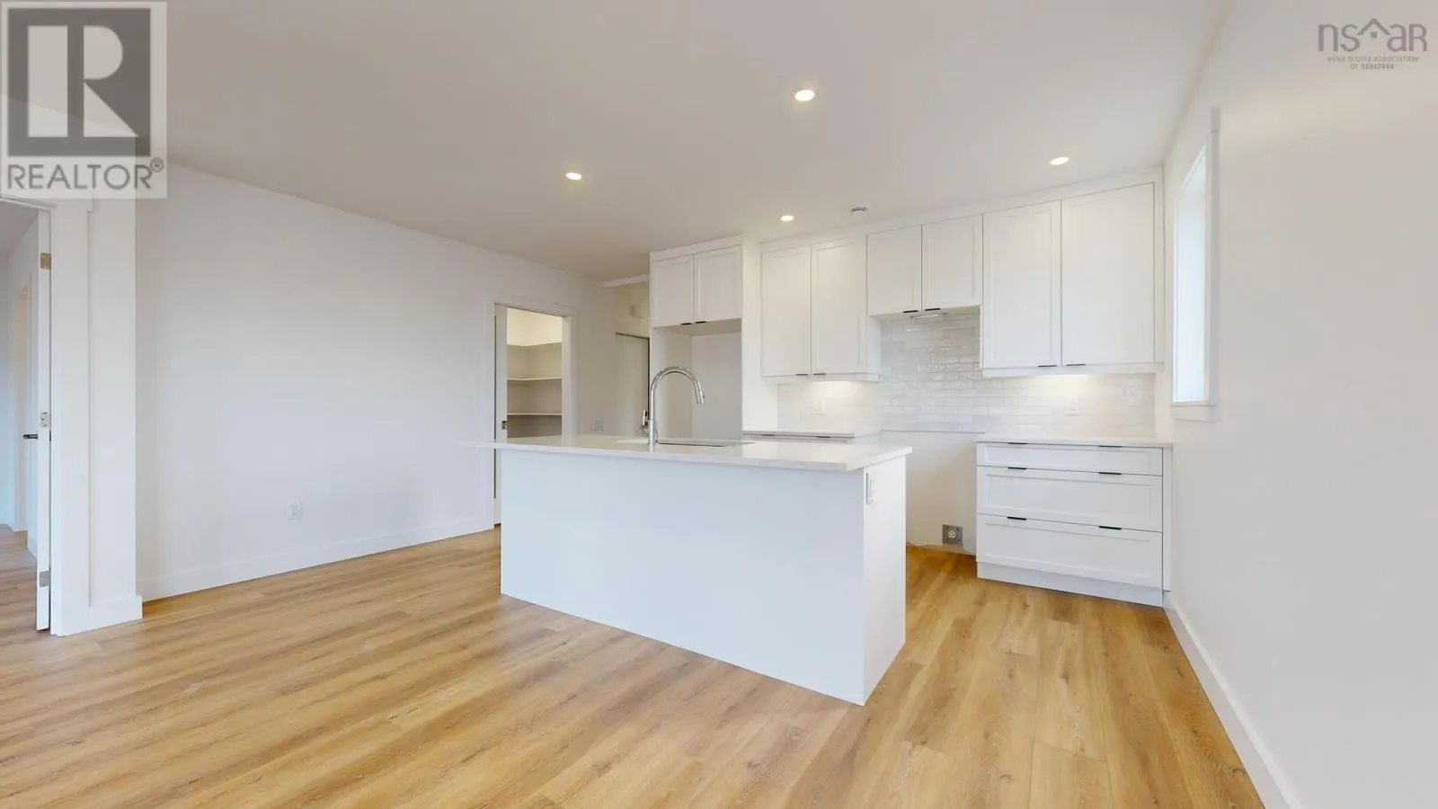 212 Sailors Trail