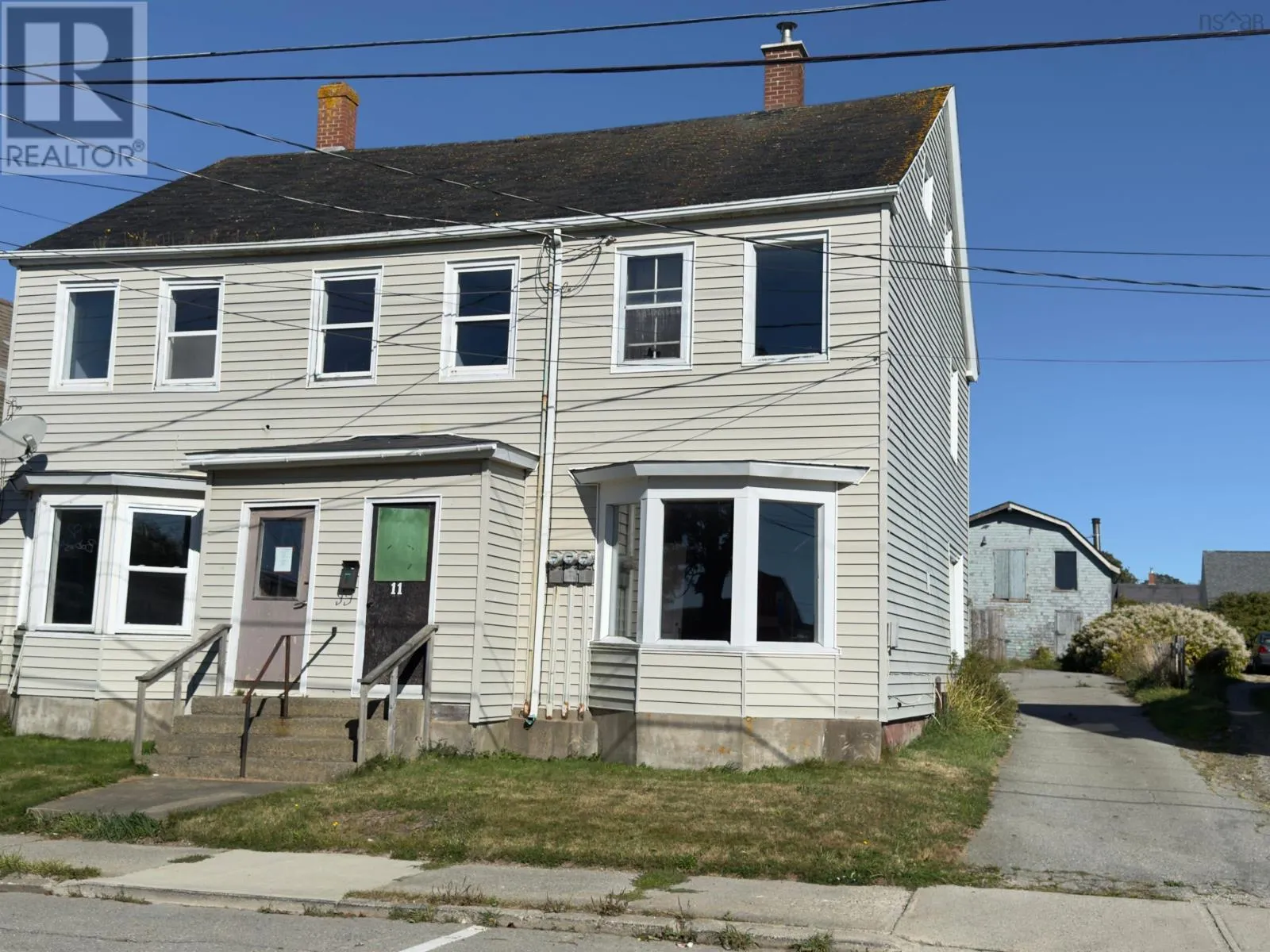 11 Kirk Street
