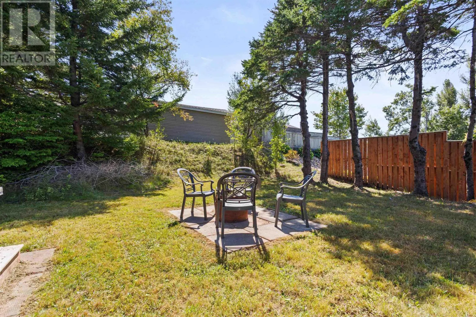 49 Raymond Drive