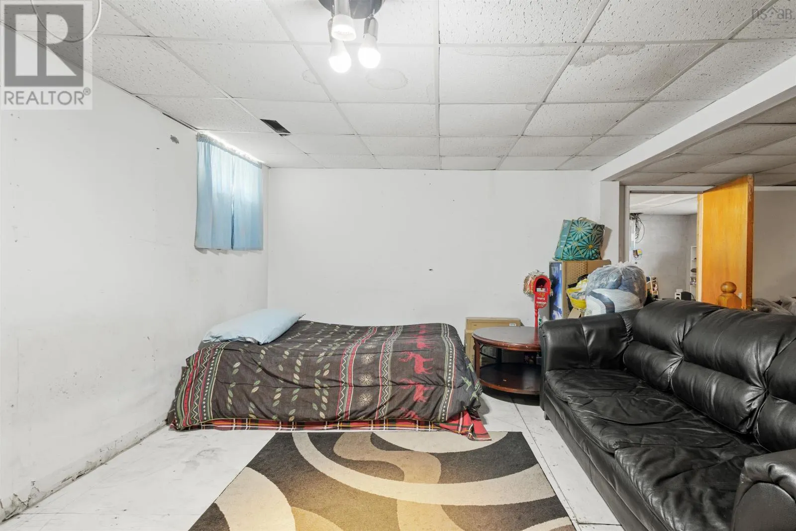 49 Raymond Drive