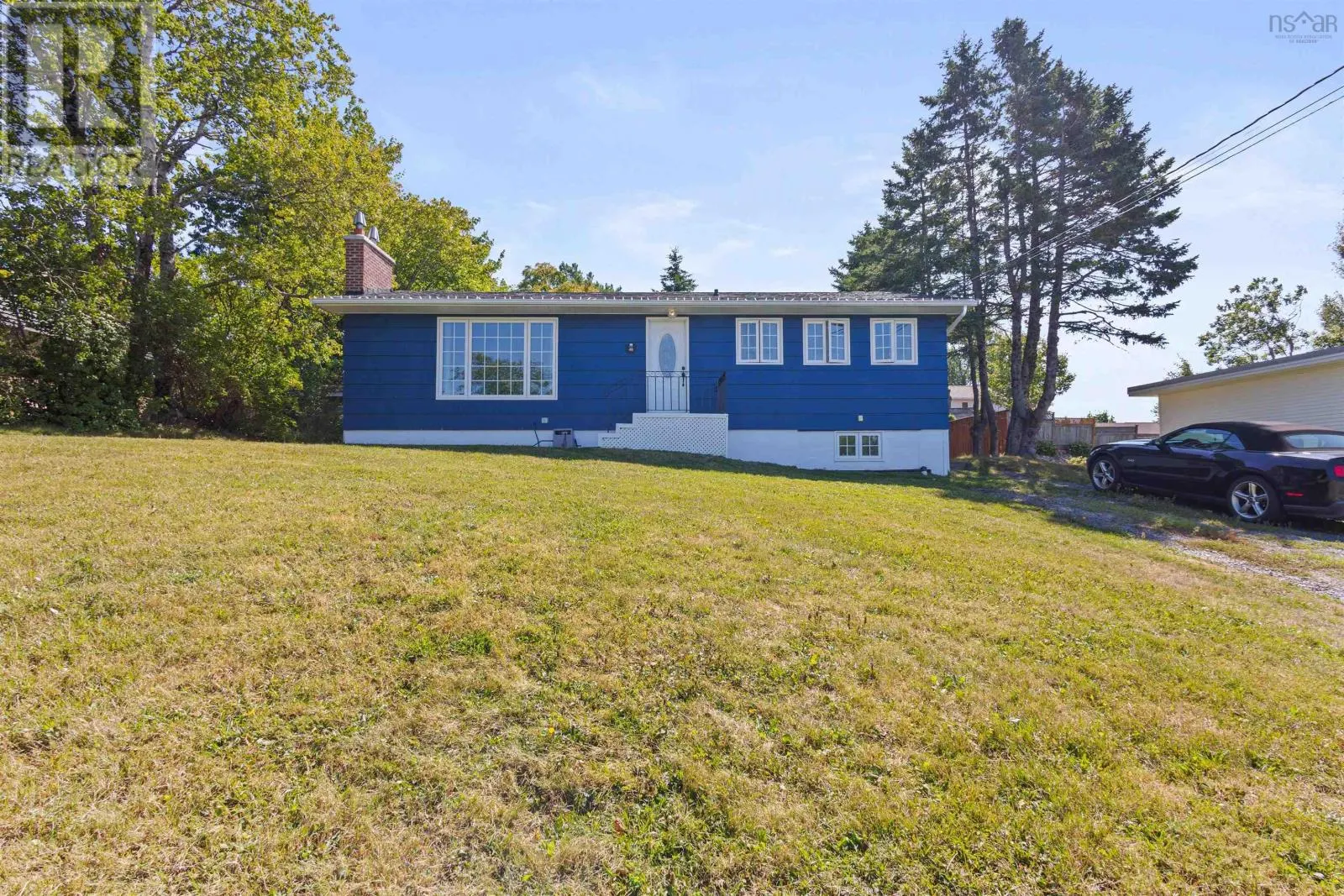 49 Raymond Drive