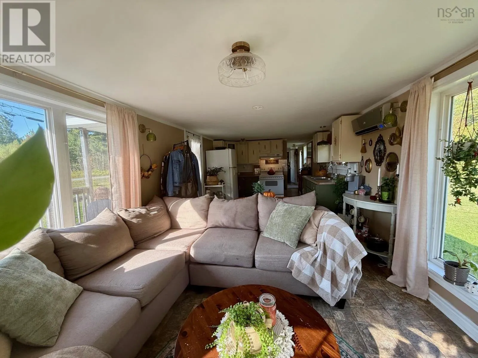 115 Marsh Road
