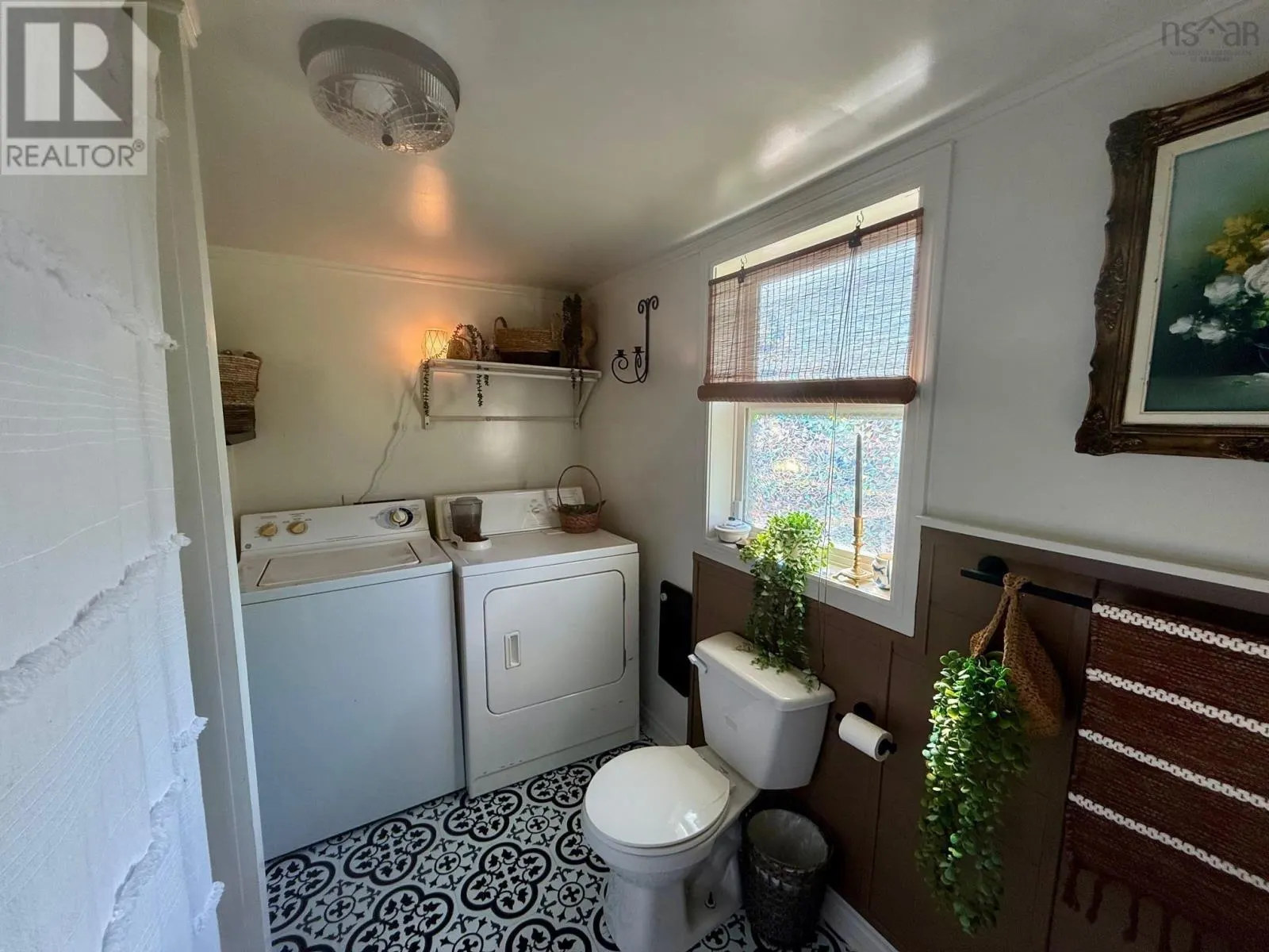 115 Marsh Road