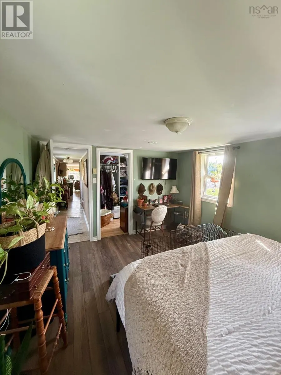 115 Marsh Road